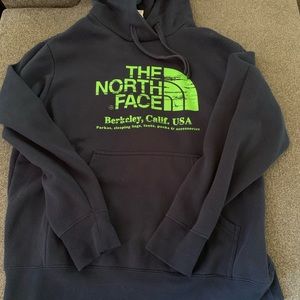Men’s north face hoodie